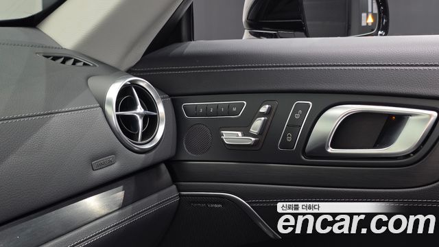Mercedes-Benz SL-Class SL400 R231 2017 — фото 22