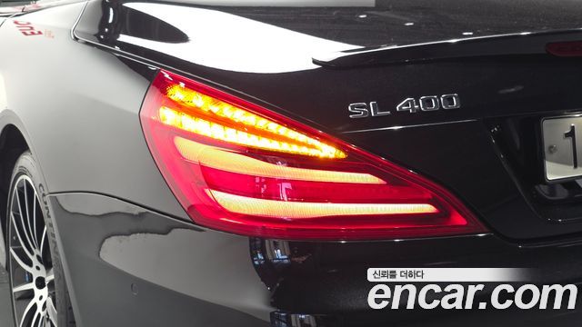 Mercedes-Benz SL-Class SL400 R231 2017 — фото 29