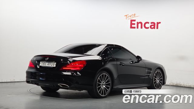 Mercedes-Benz SL-Class SL400 R231 2017 — фото 41