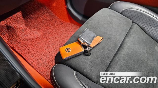 Volvo XC40 B4 R-Design 2021 — фото 15