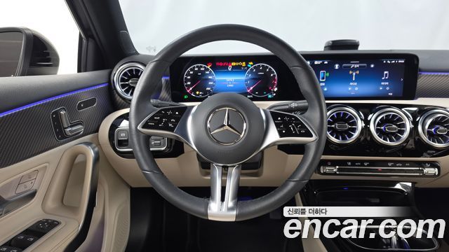 Mercedes-Benz A-Class (W177) A220 Sedan 2025 — фото 13