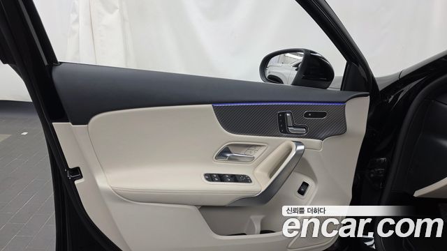 Mercedes-Benz A-Class (W177) A220 Sedan 2025 — фото 24
