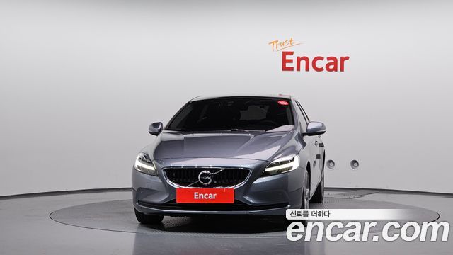 Volvo V40 D3 2nd 2018 — фото 3