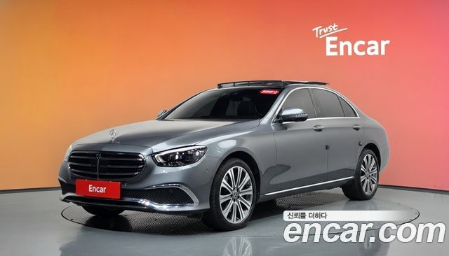 Mercedes-Benz E-Class (W213) E350 4MATIC Exclusive 2023 — фото 1