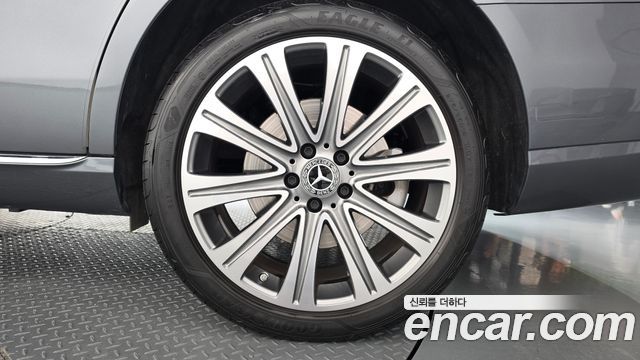 Mercedes-Benz E-Class (W213) E350 4MATIC Exclusive 2023 — фото 21