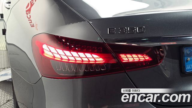 Mercedes-Benz E-Class (W213) E350 4MATIC Exclusive 2023 — фото 23