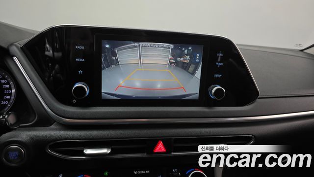 Hyundai Sonata (DN8) 2.0 Premium Family 2020 — фото 19