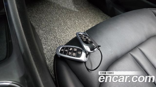 Hyundai Sonata (DN8) 2.0 Premium Family 2020 — фото 20