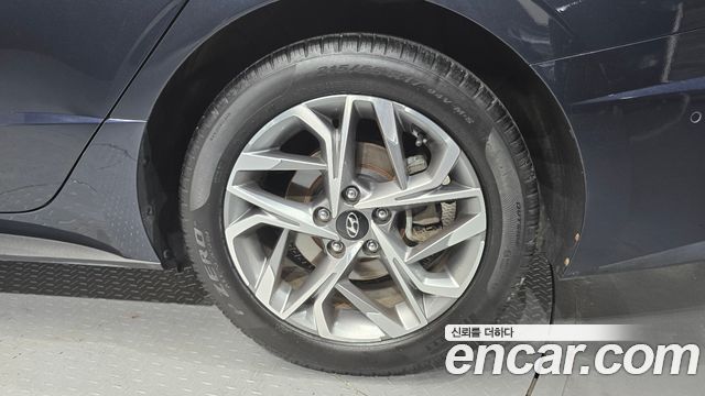 Hyundai Sonata (DN8) 2.0 Premium Family 2020 — фото 27