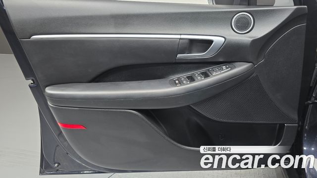 Hyundai Sonata (DN8) 2.0 Premium Family 2020 — фото 30