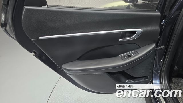 Hyundai Sonata (DN8) 2.0 Premium Family 2020 — фото 31