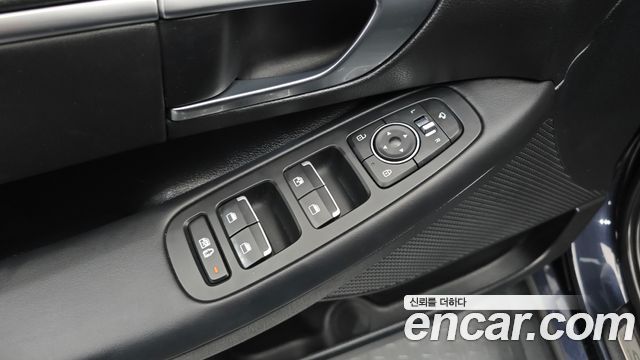 Hyundai Sonata (DN8) 2.0 Premium Family 2020 — фото 36