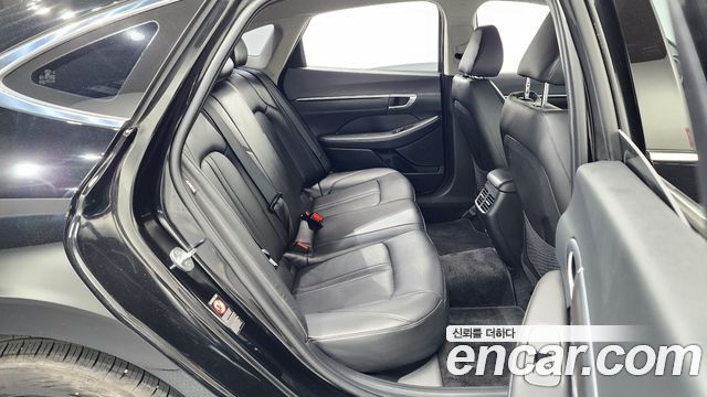 Hyundai Sonata (DN8) 2.0 Premium Plus 2022 — фото 12