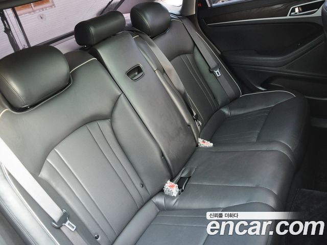 Genesis G80 3.3 GDI Premium Luxury 2018 — фото 15