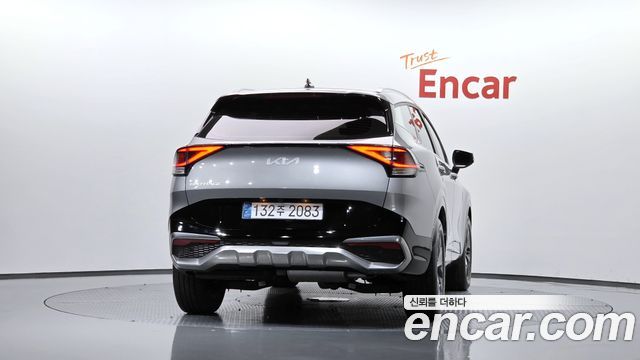 Kia Sportage (V) Diesel 2.0 2WD Nobleless 2023 — фото 4