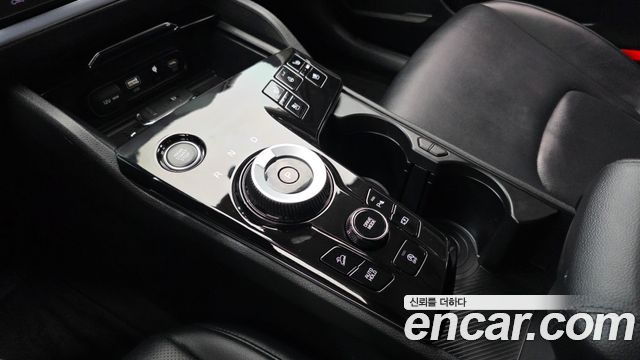 Kia Sportage (V) Diesel 2.0 2WD Nobleless 2023 — фото 9