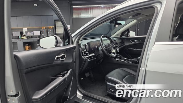 Kia Sportage (V) Diesel 2.0 2WD Nobleless 2023 — фото 10