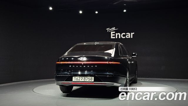 Hyundai Grandeur (GN7) 2,5 Gasoline 2WD Premium 2023 — фото 4