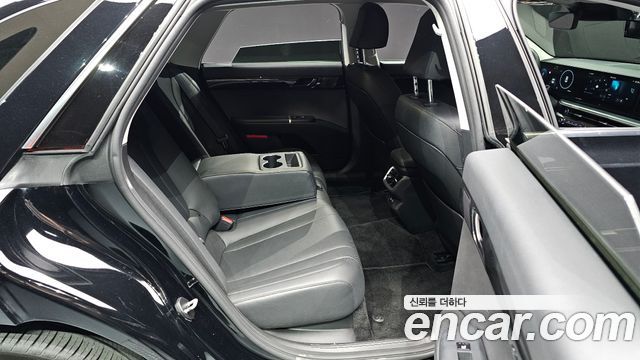 Hyundai Grandeur (GN7) 2,5 Gasoline 2WD Premium 2023 — фото 11