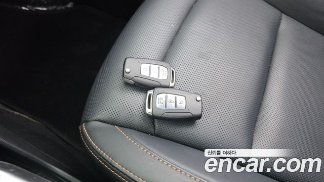 KG Mobility (SsangYong) Torres Gasoline 1.5 2WD T7 2025 — фото 18