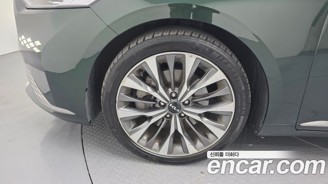 Kia K8 2.5 Gasoline 2WD Noblesse 2022 — фото 5