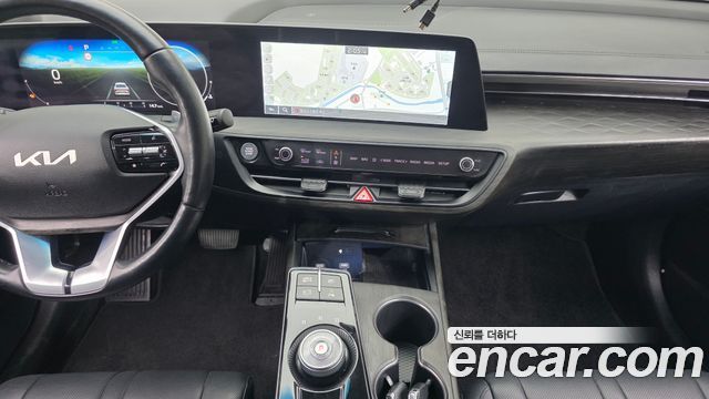 Kia K8 2.5 Gasoline 2WD Noblesse 2022 — фото 14