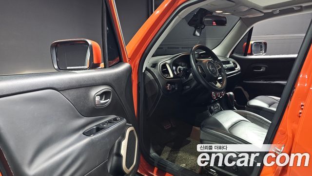 Jeep Renegade 2.0 Diesel Longitude AWD 2015 — фото 10