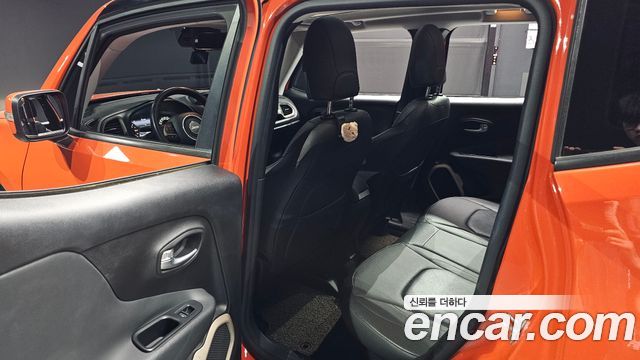 Jeep Renegade 2.0 Diesel Longitude AWD 2015 — фото 12