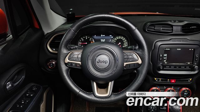 Jeep Renegade 2.0 Diesel Longitude AWD 2015 — фото 13
