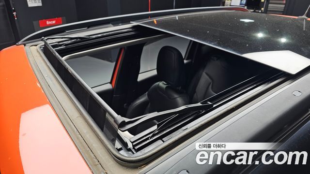 Jeep Renegade 2.0 Diesel Longitude AWD 2015 — фото 19