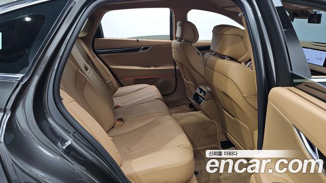 Genesis G80 (RG3) Gasoline 2.5 Turbo AWD 2025 — фото 12