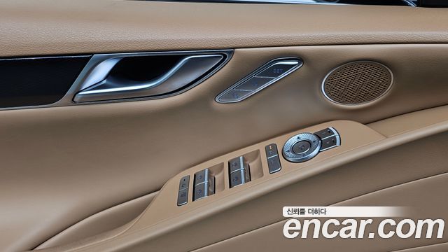 Genesis G80 (RG3) Gasoline 2.5 Turbo AWD 2025 — фото 20