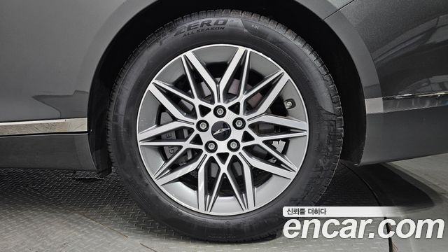 Genesis G80 (RG3) Gasoline 2.5 Turbo AWD 2025 — фото 21