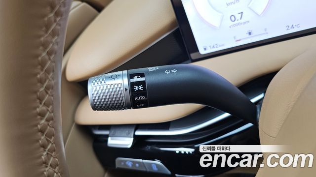 Genesis G80 (RG3) Gasoline 2.5 Turbo AWD 2025 — фото 27