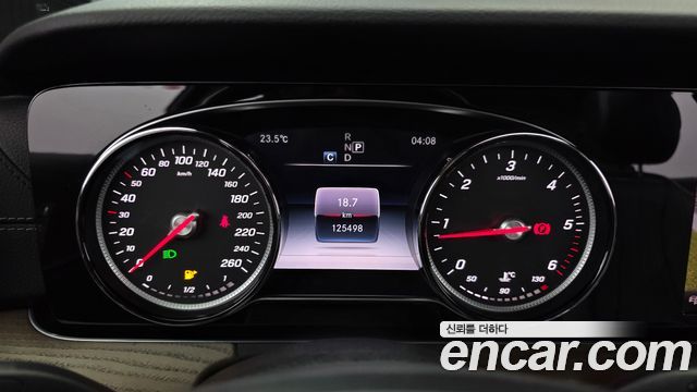 Mercedes-Benz E-Class (W213) E220d Exclusive 2018 — фото 8