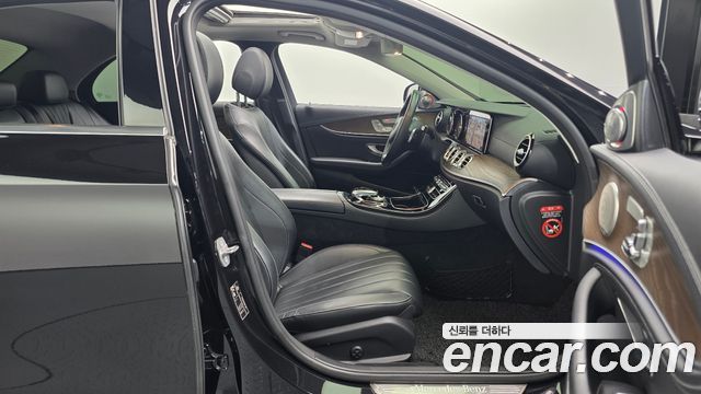 Mercedes-Benz E-Class (W213) E220d Exclusive 2018 — фото 26
