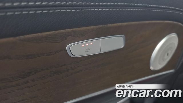 Mercedes-Benz E-Class (W213) E220d Exclusive 2018 — фото 33