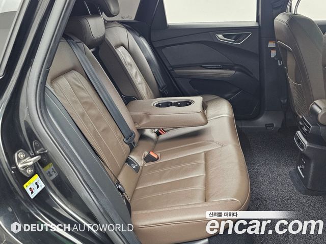 Audi Q4 e-tron (F4) 40 Premium 2022 — фото 16