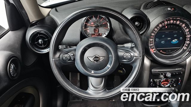 MINI Cooper D Countryman ALL4 1st 2016 — фото 13