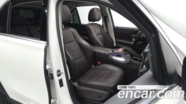 Mercedes-Benz GLE-Class (W167) GLE300d 4MATIC 2022 — фото 26