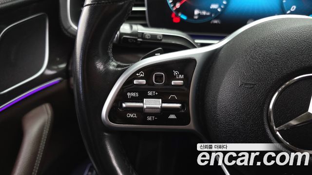Mercedes-Benz GLE-Class (W167) GLE300d 4MATIC 2022 — фото 36