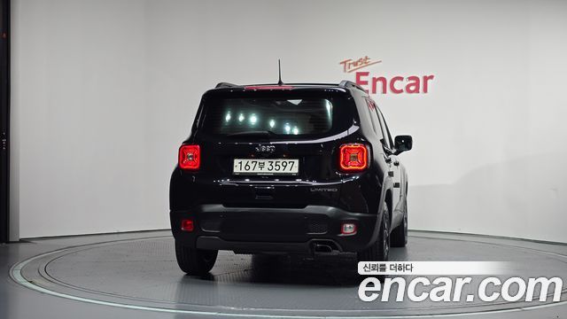 Jeep Renegade 2.4 Limited 2020 — фото 4