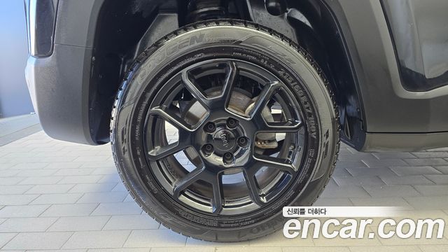 Jeep Renegade 2.4 Limited 2020 — фото 5
