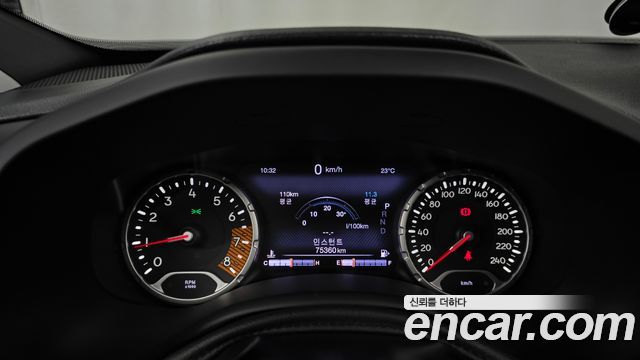 Jeep Renegade 2.4 Limited 2020 — фото 8