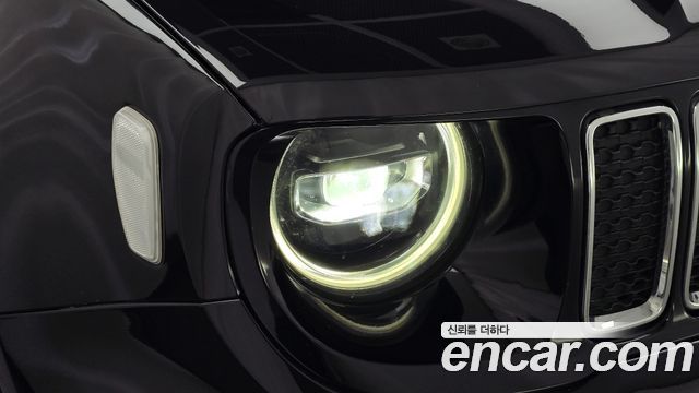 Jeep Renegade 2.4 Limited 2020 — фото 28