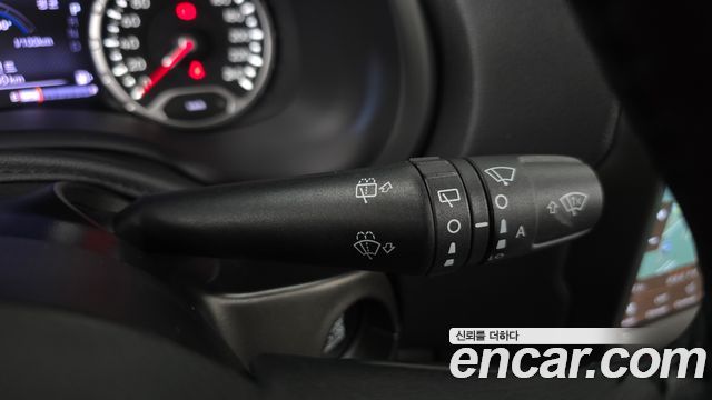 Jeep Renegade 2.4 Limited 2020 — фото 33