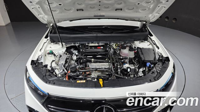Mercedes-Benz EQB (X243) EQB300 4MATIC 2022 — фото 6
