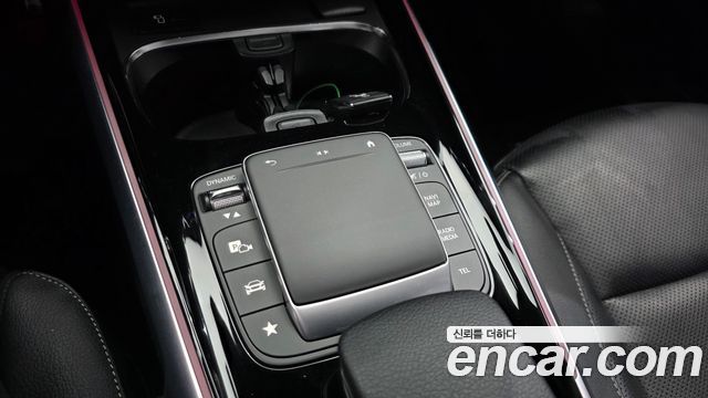 Mercedes-Benz EQB (X243) EQB300 4MATIC 2022 — фото 9
