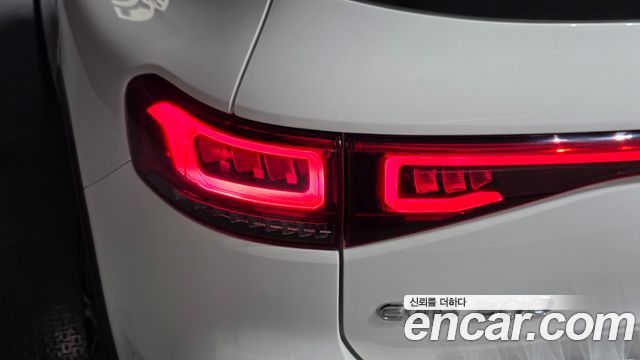 Mercedes-Benz EQB (X243) EQB300 4MATIC 2022 — фото 23