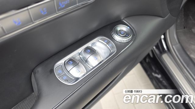 Genesis G90 (RS4) Gasoline 3.5 Turbo AWD 2022 — фото 36